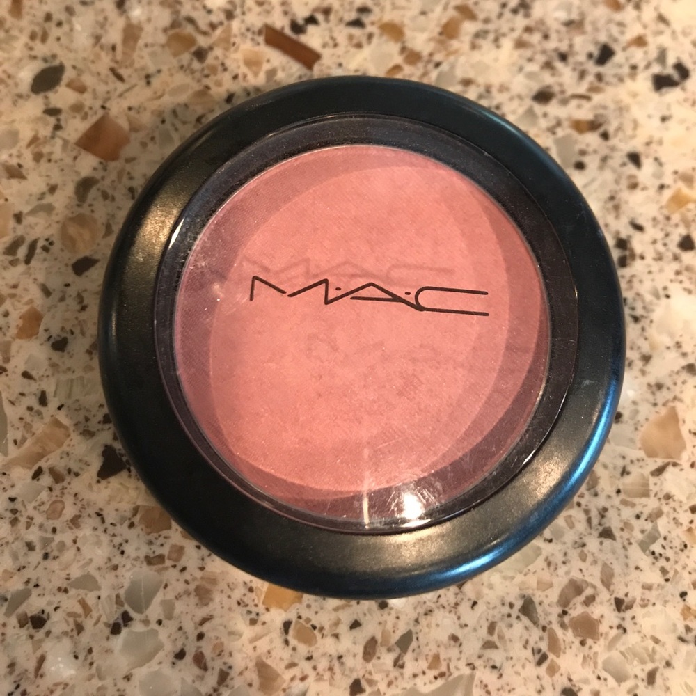 MAC blush