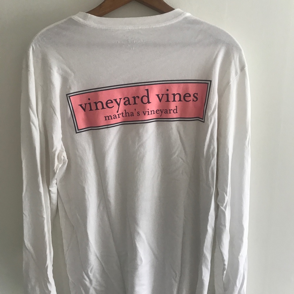 Vineyard Vines long sleeve Tshirt