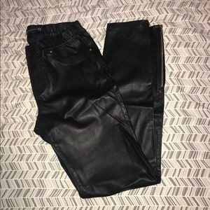 Zara Faux Leather Pants Size XS Zara Faux Leather Pants Size XS