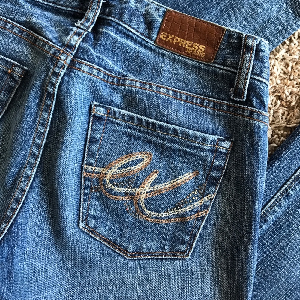 Express Jeans - Picture 3 of 5