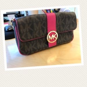MK purse