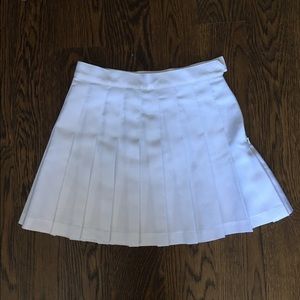 American Apparel White Pleated Skirt