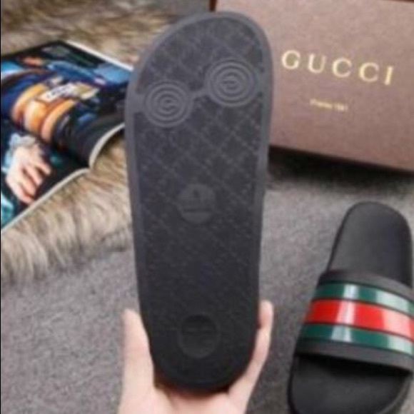 Men’s Gucci Slides - Picture 2 of 5