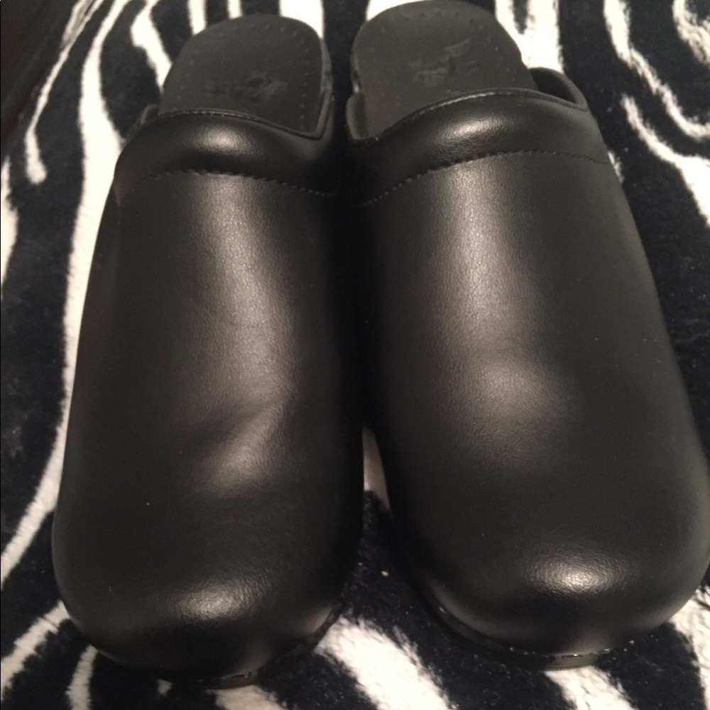 DANSKO SONJA CLOG SIZE 39