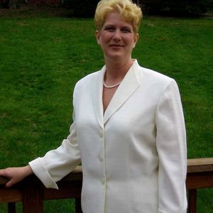 Meet your Posher, Yvonna