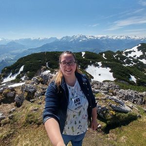 Meet your Posher, Briana