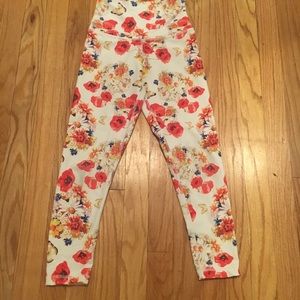 DYI signature crop leggings XS floral poppy print