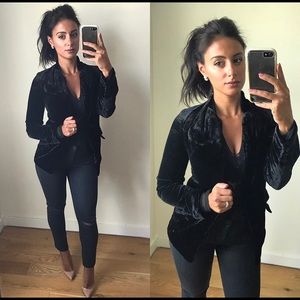 Fitted Velvet Blazer