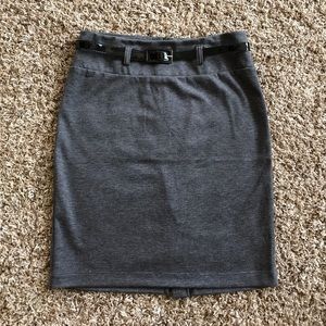 Knee length skirt by Selé