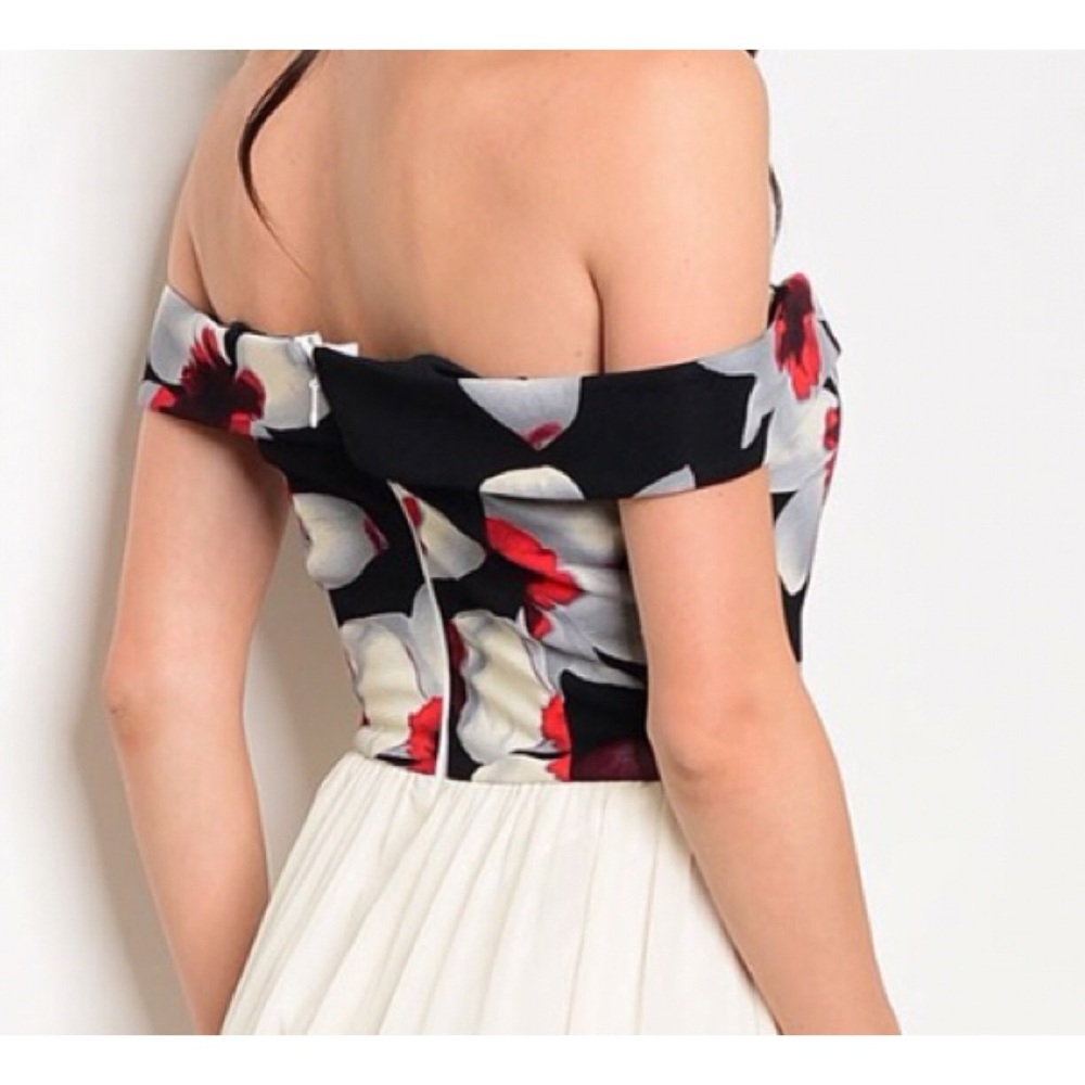 🆕 Alice Off the Shoulder Floral Maxi - Picture 5 of 7