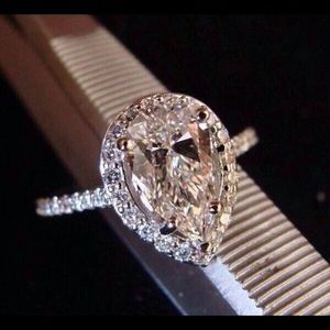 Meet your Posher, Tyana