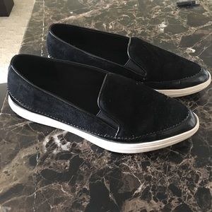 Black Nine West Slip on sneakers