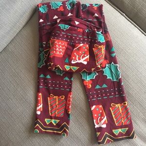 Lularoe girls Christmas leggings L/XL