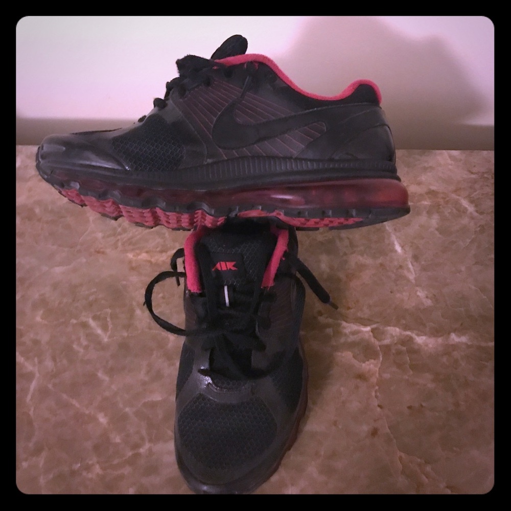 Black and Pink Nike AirMax