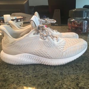 Adidas alphaBounce Shoes