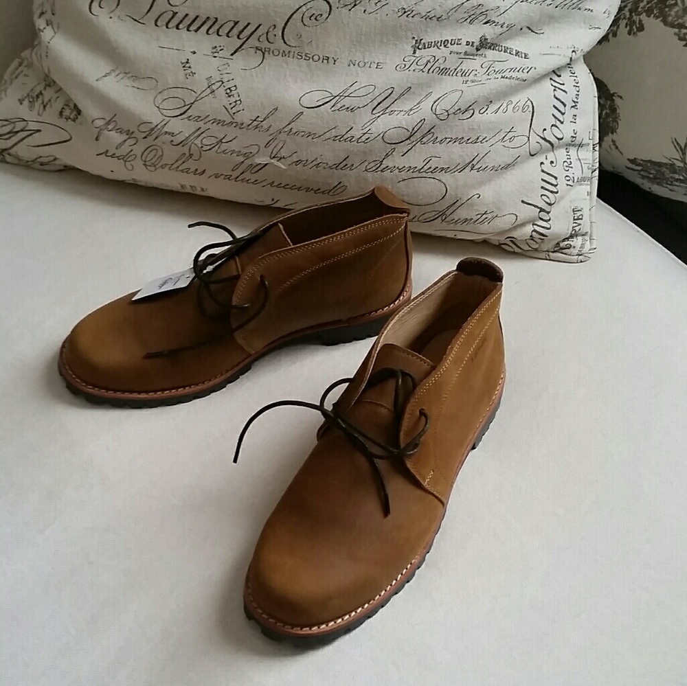 NEVER WORN tan leather shoes