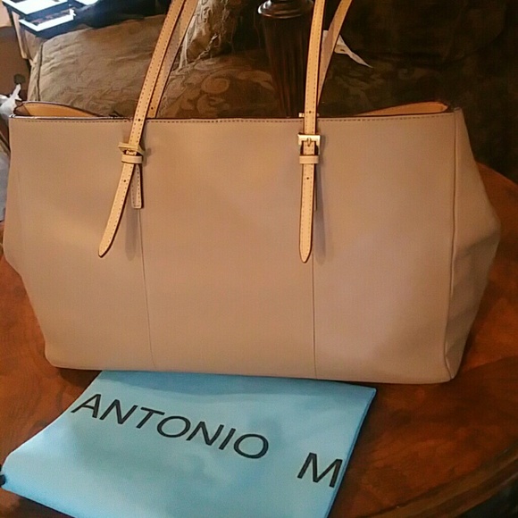 NWT ANTONIO MELANI Bestie Work Tote in Taupe - Picture 3 of 8