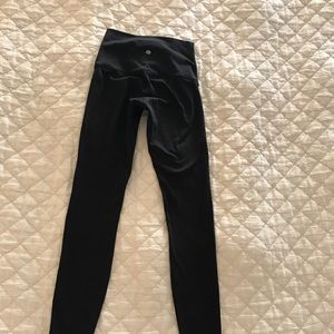 LuLulemon size 4 pants worn once