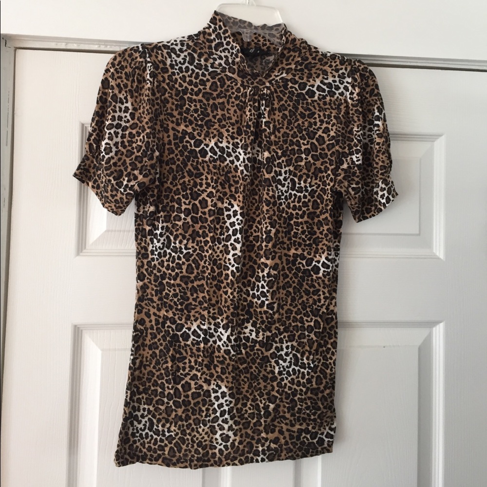 ⭐️3/$20 leopard print top