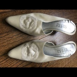 Gucci white satin kitten heel mules