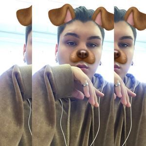 Meet your Posher, Devin