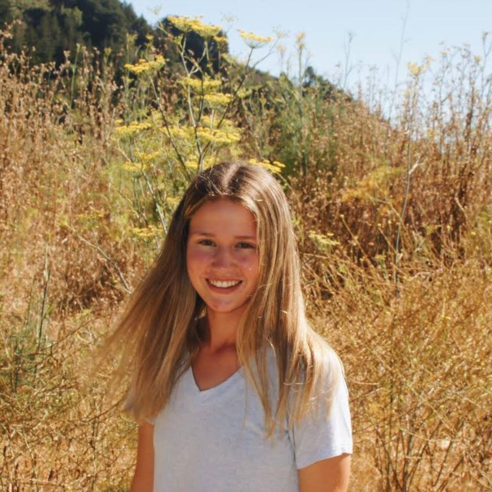 Meet your Posher, Claire