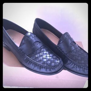 Cole Haan laurel leather moccasins- size 9