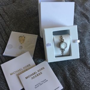 Michael Kors Access Activity Tracker