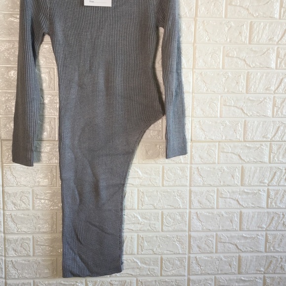 #6💗💚🆕 creedence asymmetric sweater - Picture 4 of 5