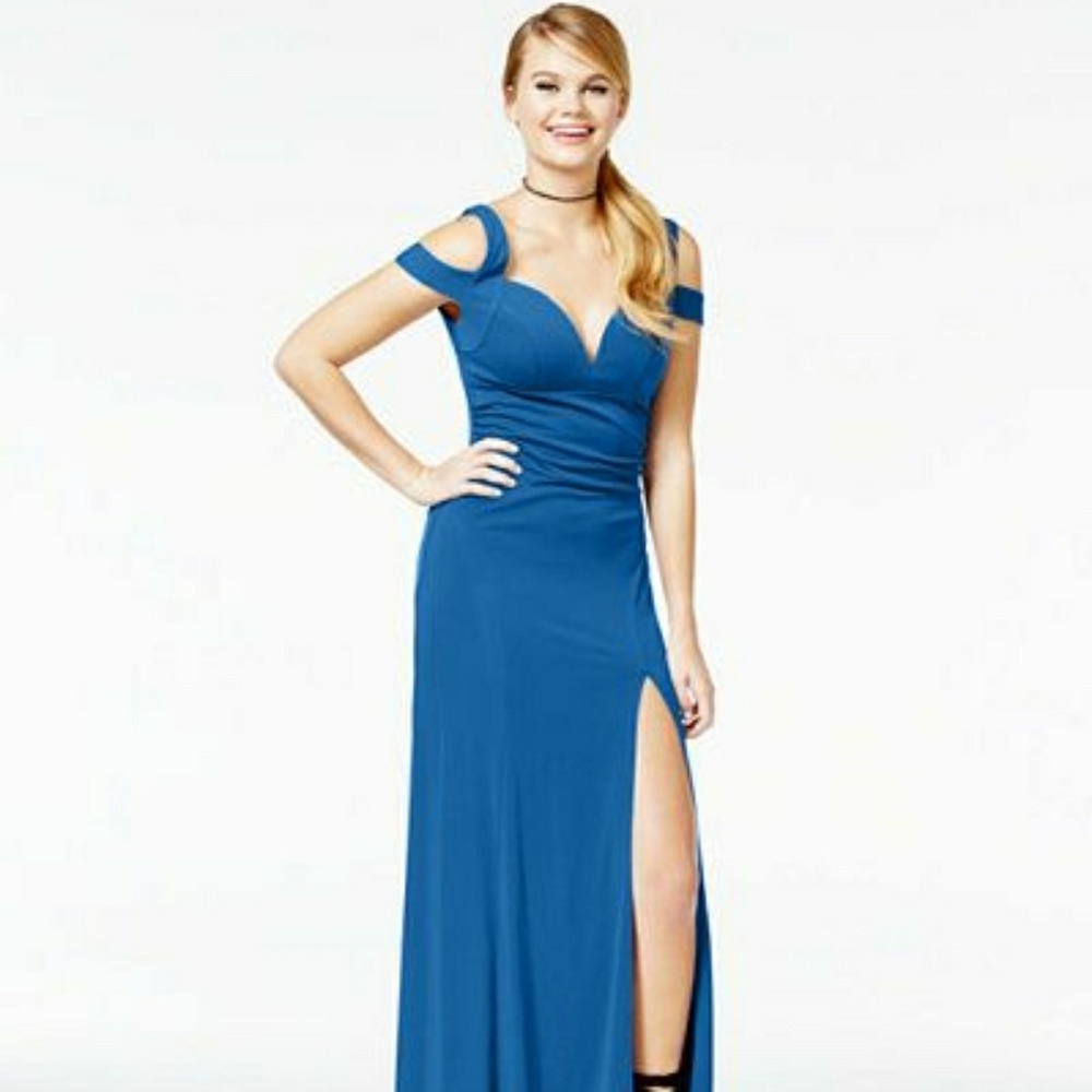 Cold-shoulder Gown