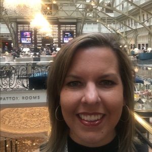 Meet your Posher, Kelli