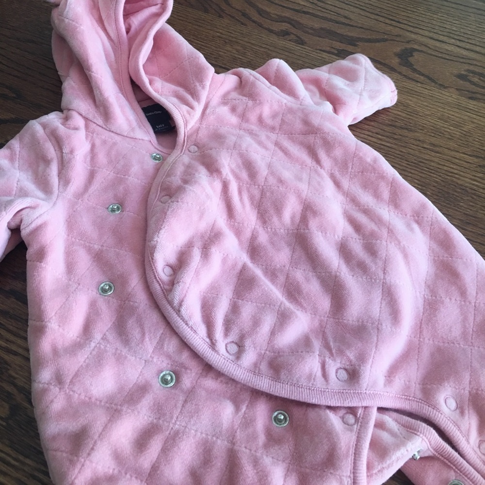 BabyGAP winter suit 0-3 months velvet light pink