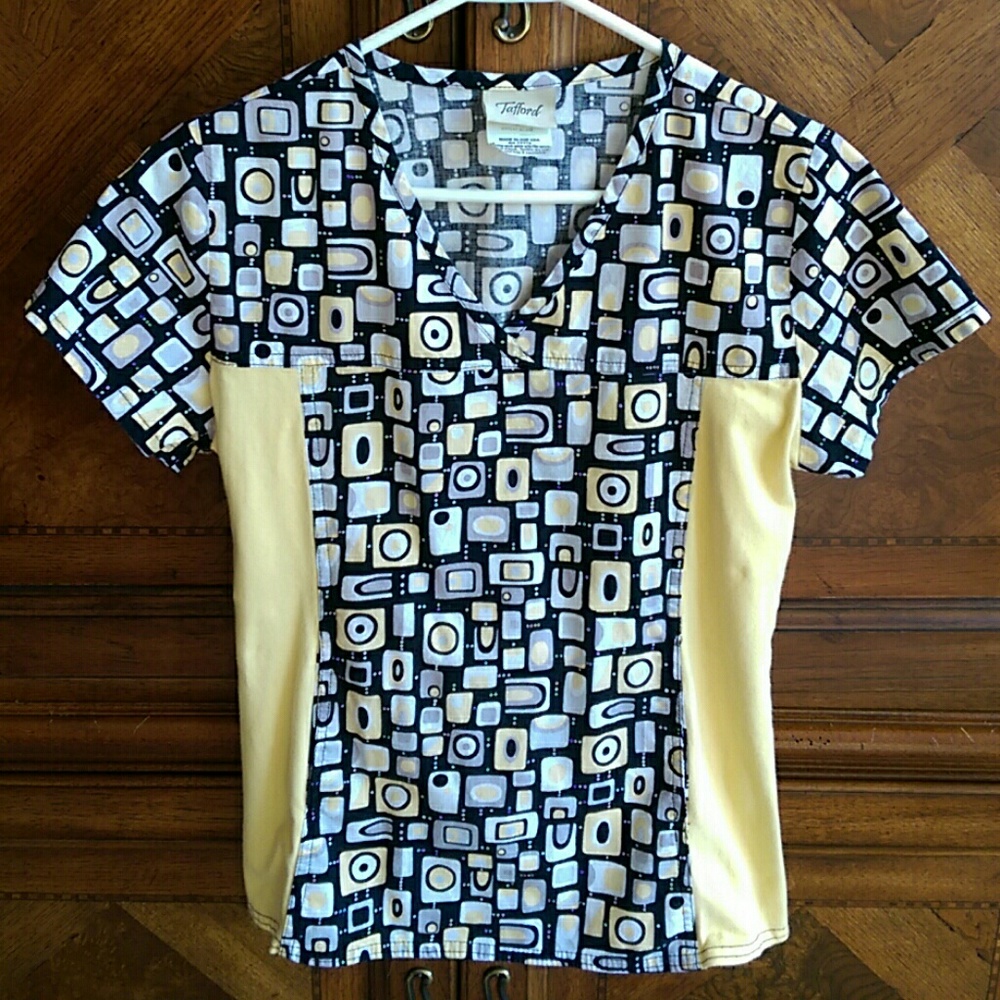 Tafford XS Scrub Top