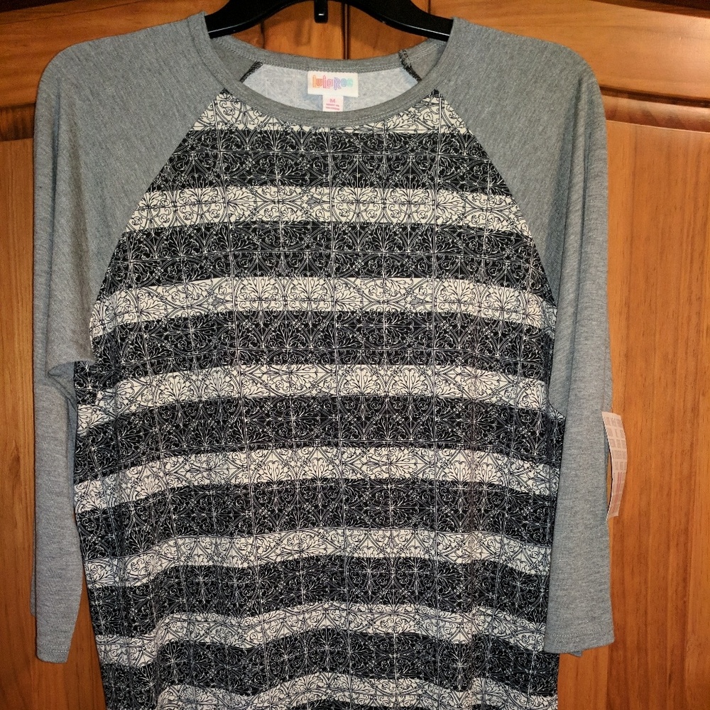 NWT LuLaRoe Black&Cream Sz M Randy
