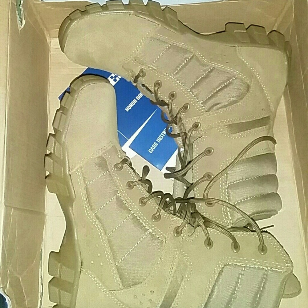 Combat boots