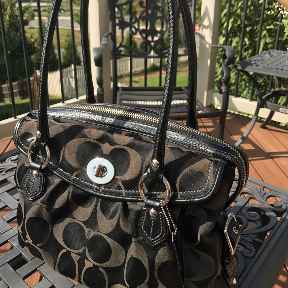 Coach Rare Tonal Black bag with lots of pockets!