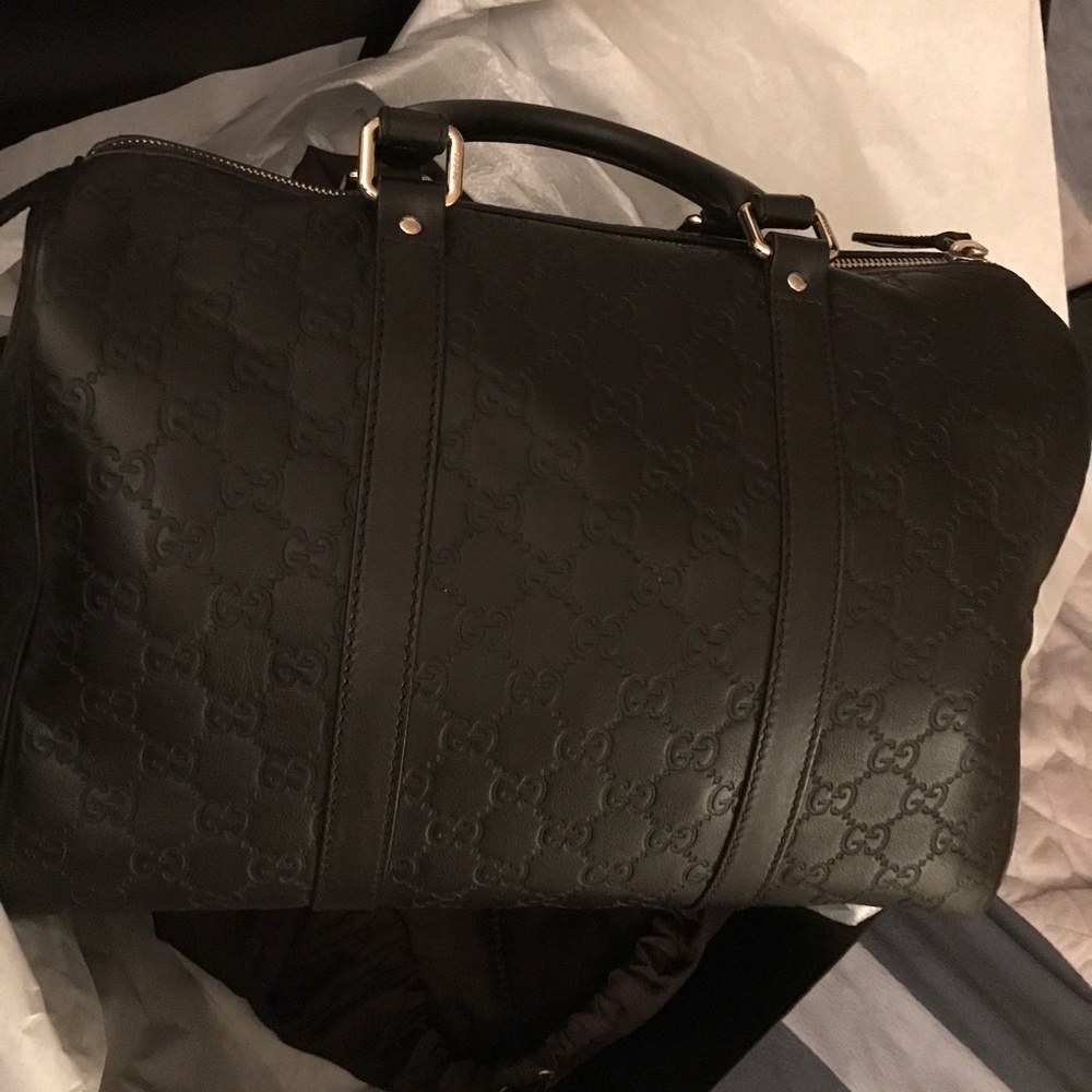 Authentic Gucci purse