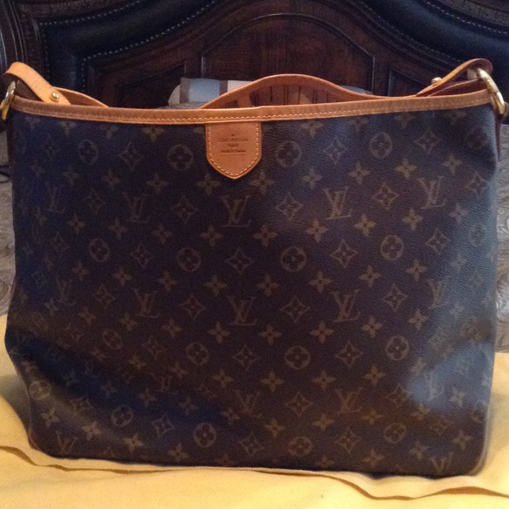 Authentic Louis Vuitton Delightful MM