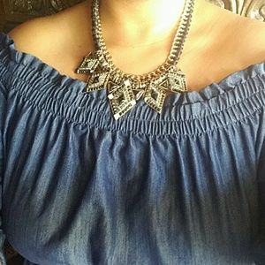 Stunning Chambray Dress (18/20) Stunning Chambray Dress (18/20)