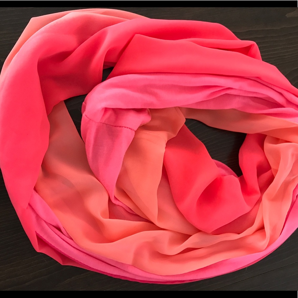 Infinity scarf