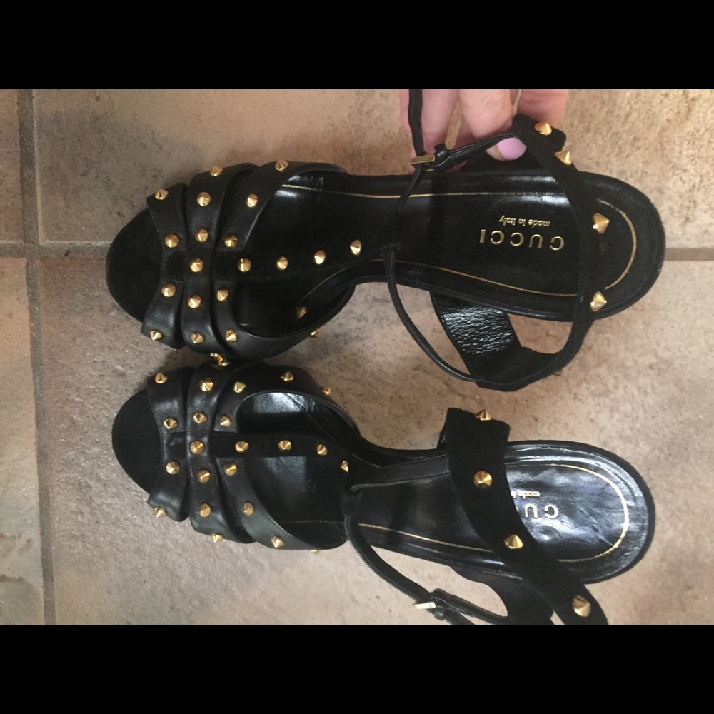Gucci leather heels