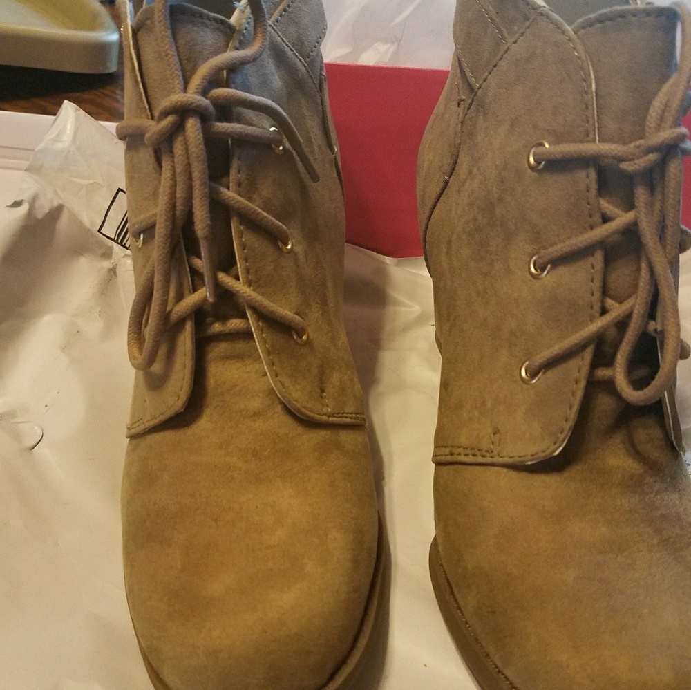 NWT Wedge Booties