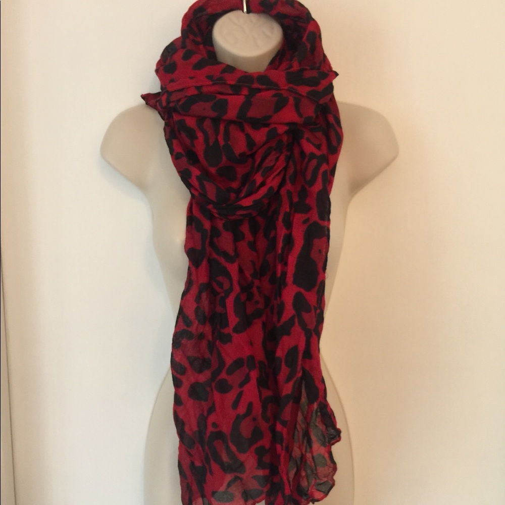 Red leopard scarf