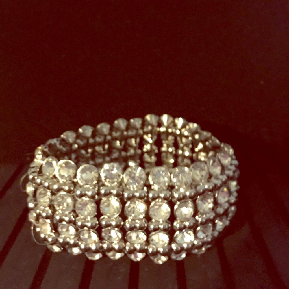 Beautiful bling bracelet