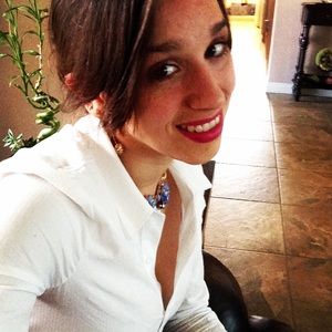 Meet your Posher, Elena