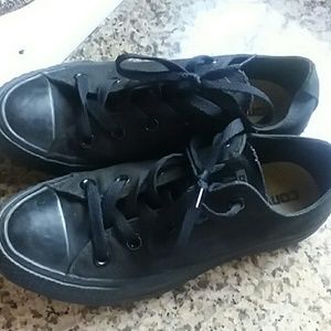 Converse low top
