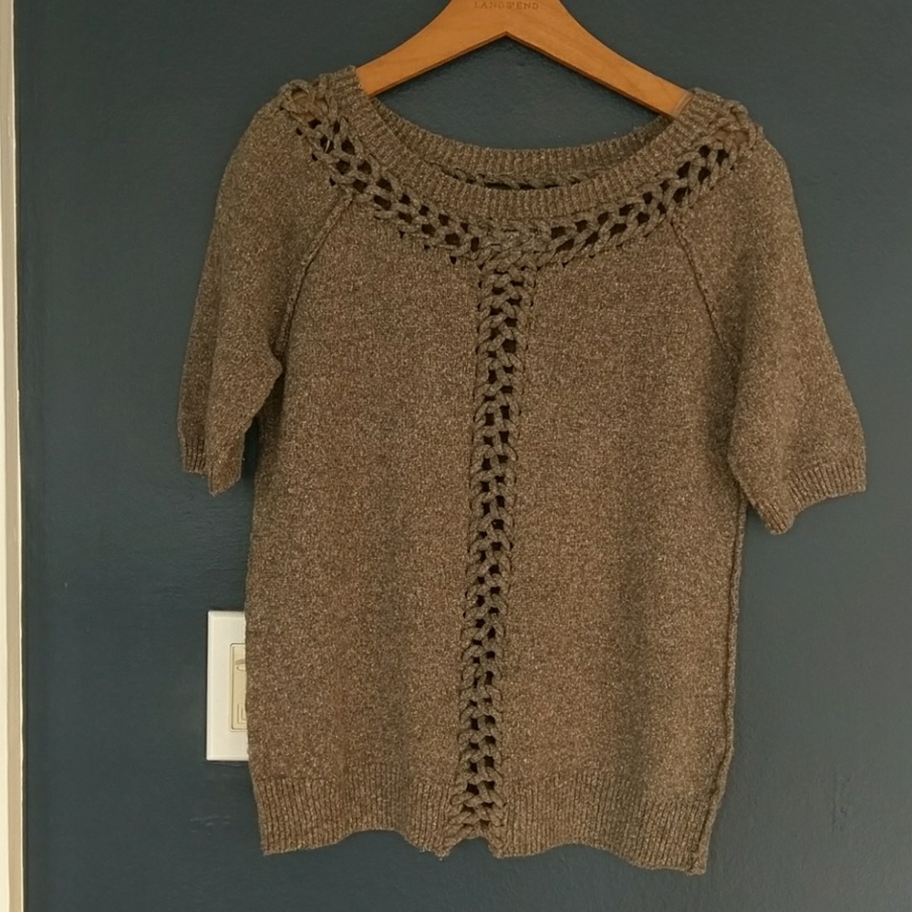 NWOT short sleeved sweater