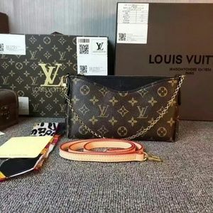 Read Descrpitons Original Quality bags handbags Read Descrpitons Original Quality bags handbags
