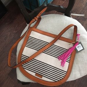 NWT- Fossil Large Brooklyn crossbody NWT- Fossil Large Brooklyn crossbody