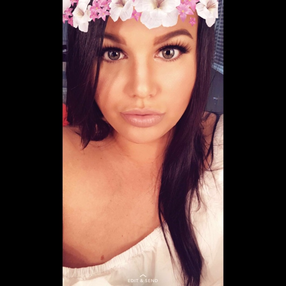 Meet your Posher, Brittney